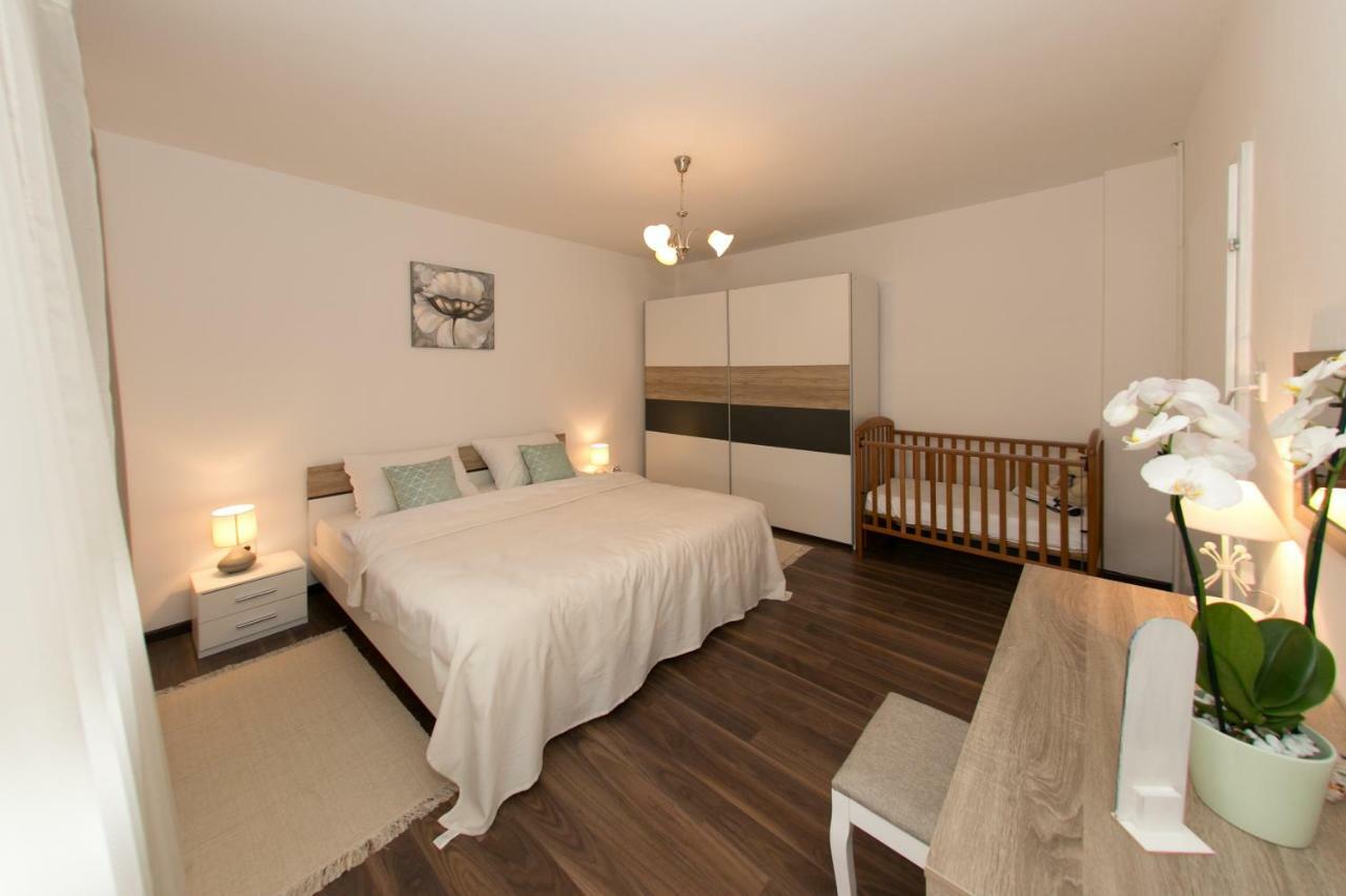 Apartman Maja Apartment Otocac Exterior photo